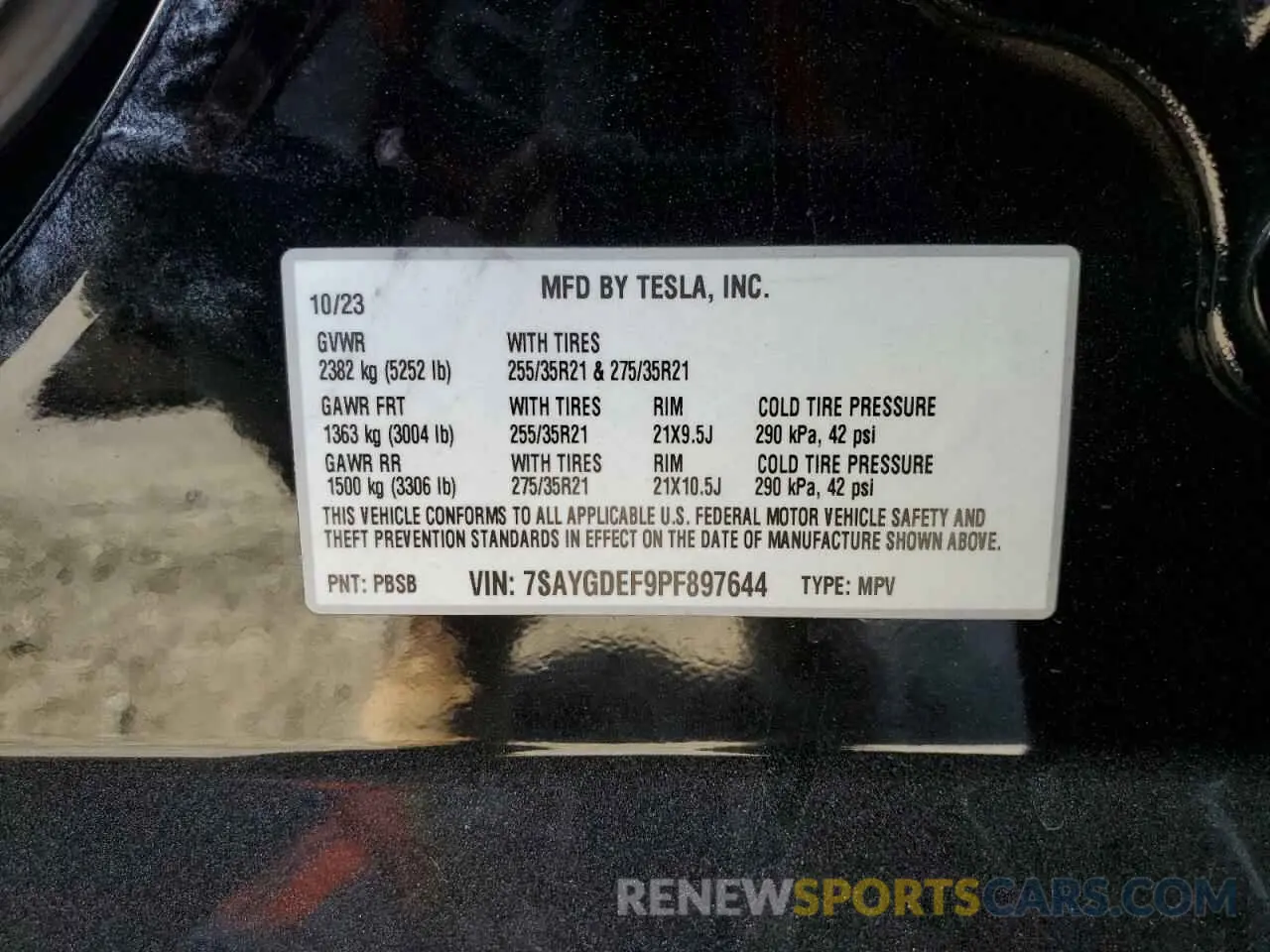 13 Photograph of a damaged car 7SAYGDEF9PF897644 TESLA MODEL Y 2023