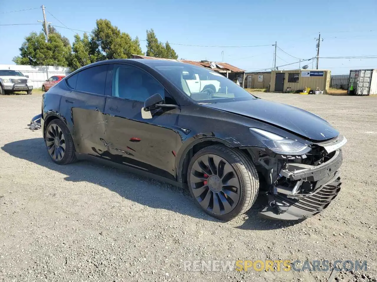 4 Photograph of a damaged car 7SAYGDEF9PF897644 TESLA MODEL Y 2023