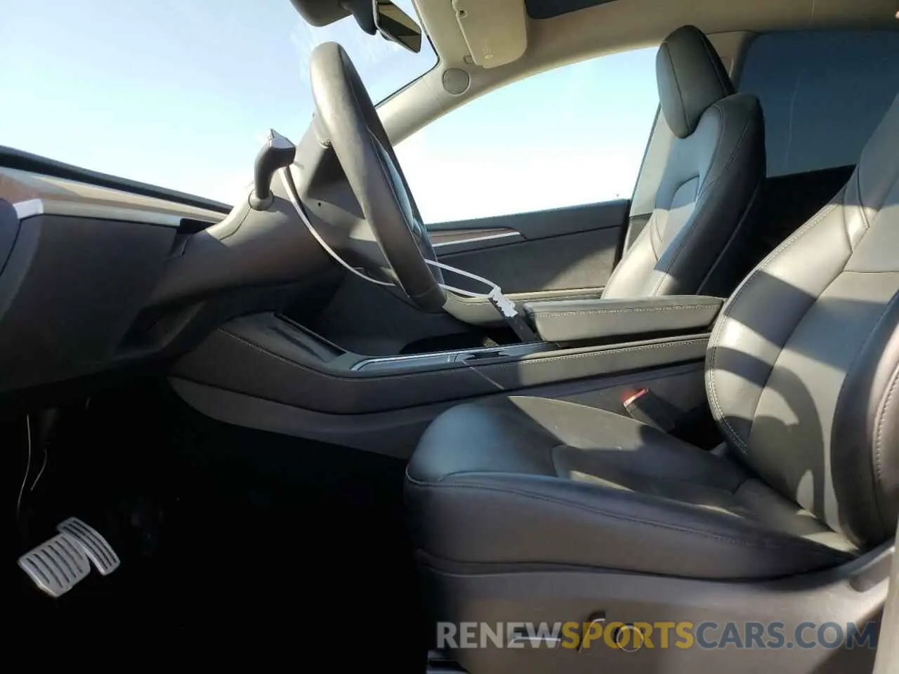 7 Photograph of a damaged car 7SAYGDEF9PF897644 TESLA MODEL Y 2023