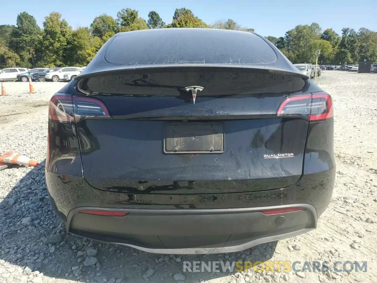 6 Photograph of a damaged car 7SAYGDEF9PF916094 TESLA MODEL Y 2023