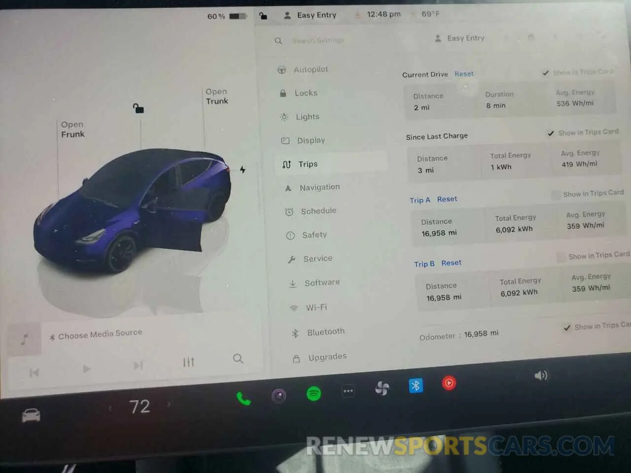 9 Photograph of a damaged car 7SAYGDEF9PF916094 TESLA MODEL Y 2023