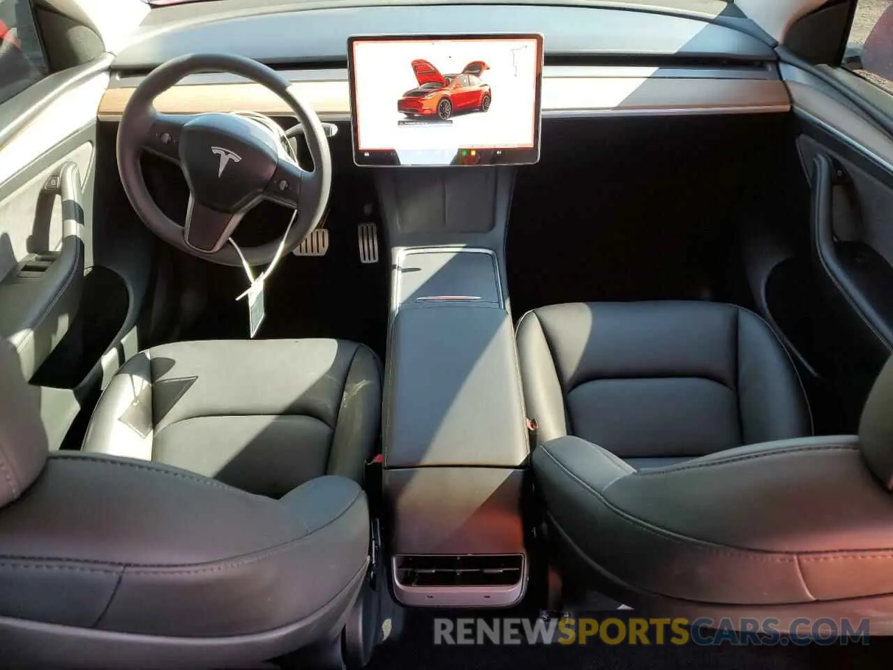 8 Photograph of a damaged car 7SAYGDEF9PF920016 TESLA MODEL Y 2023