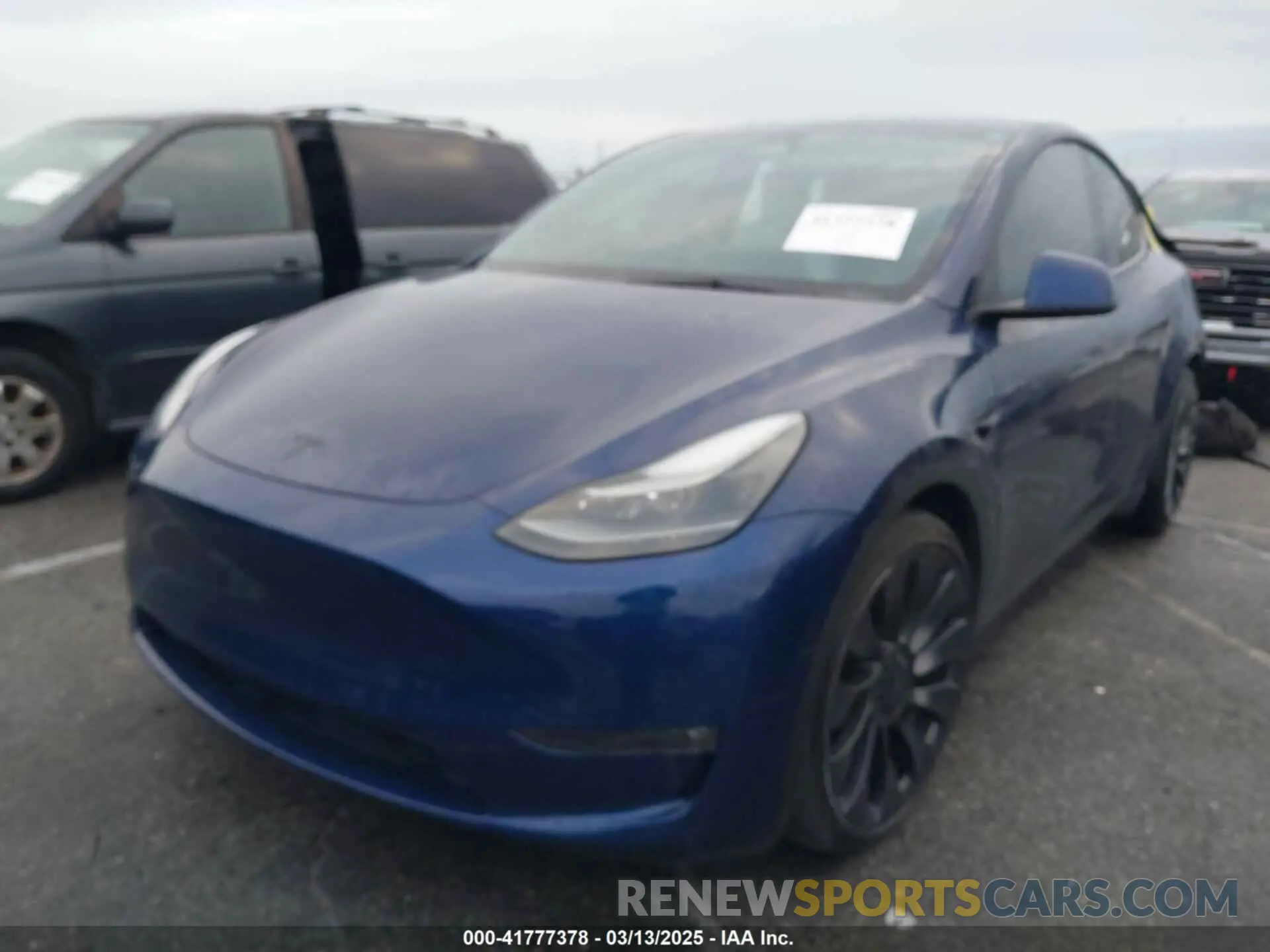 2 Photograph of a damaged car 7SAYGDEFOPF659620 TESLA MODEL Y 2023