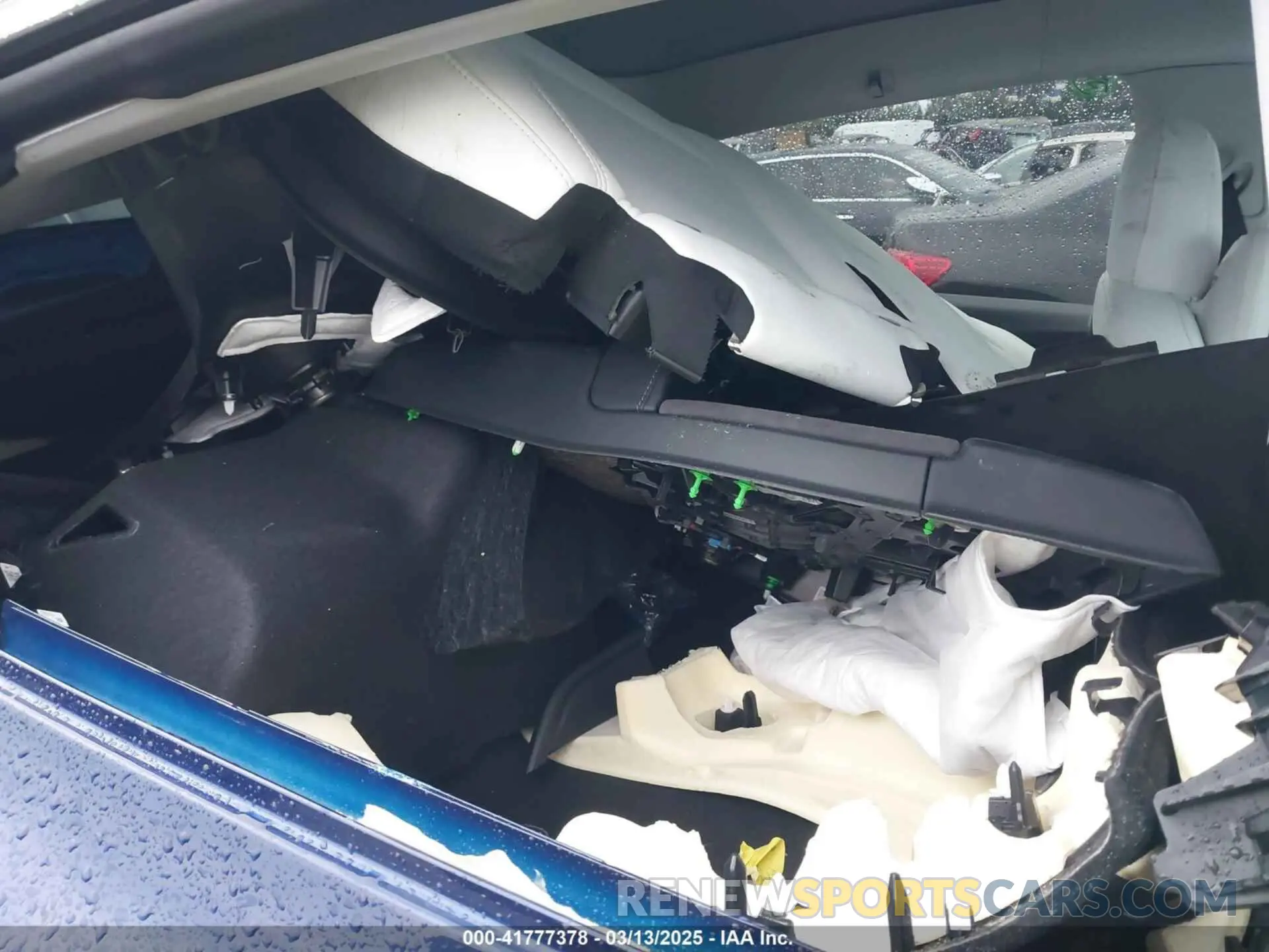 8 Photograph of a damaged car 7SAYGDEFOPF659620 TESLA MODEL Y 2023