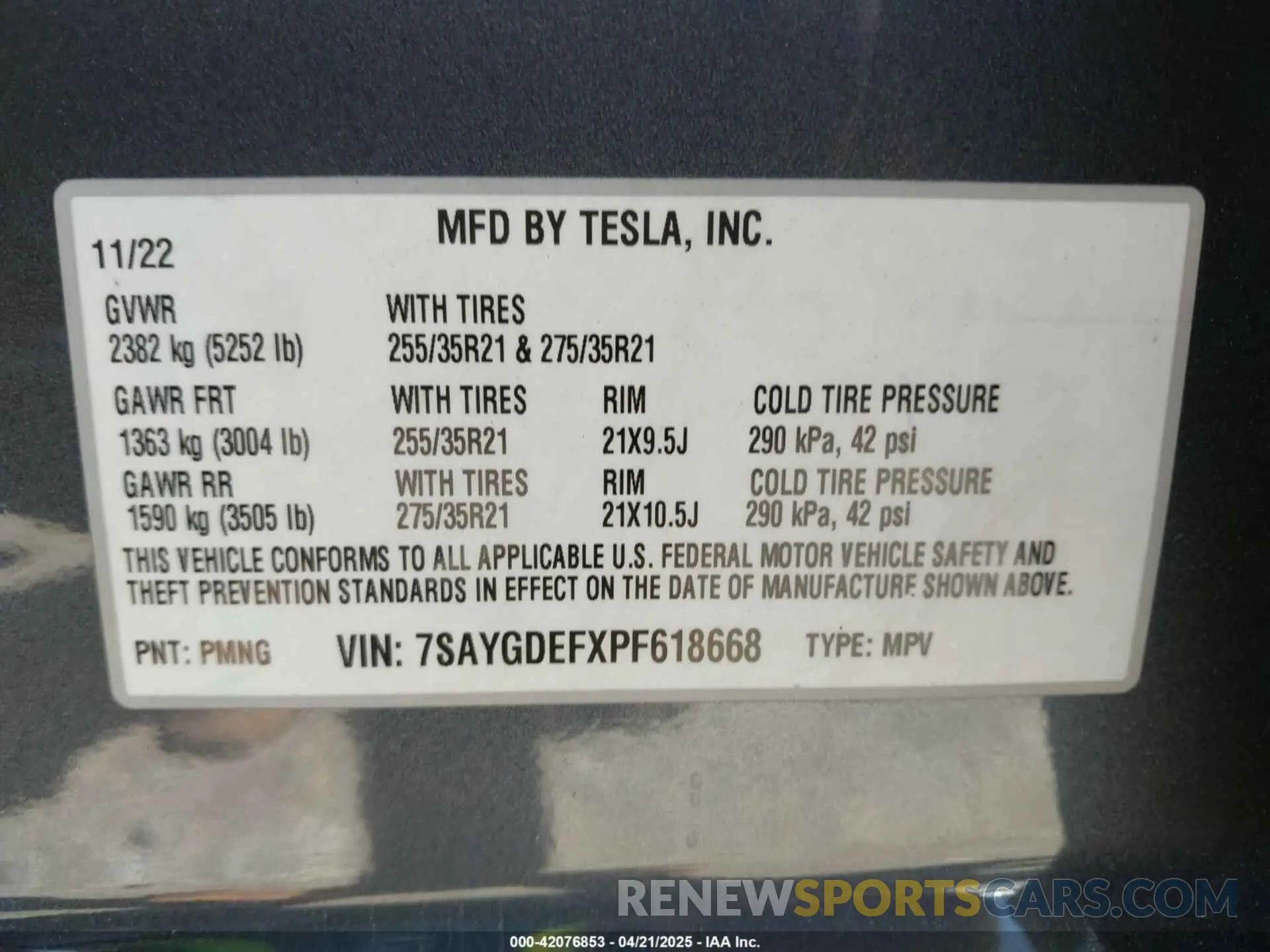 9 Photograph of a damaged car 7SAYGDEFXPF618668 TESLA MODEL Y 2023