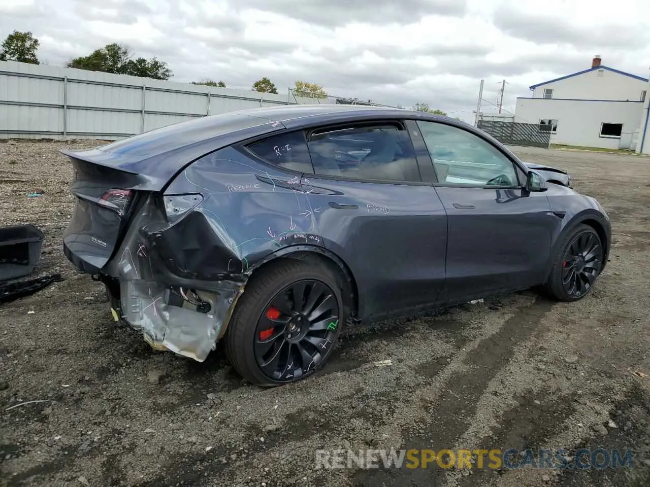 3 Photograph of a damaged car 7SAYGDEFXPF644994 TESLA MODEL Y 2023