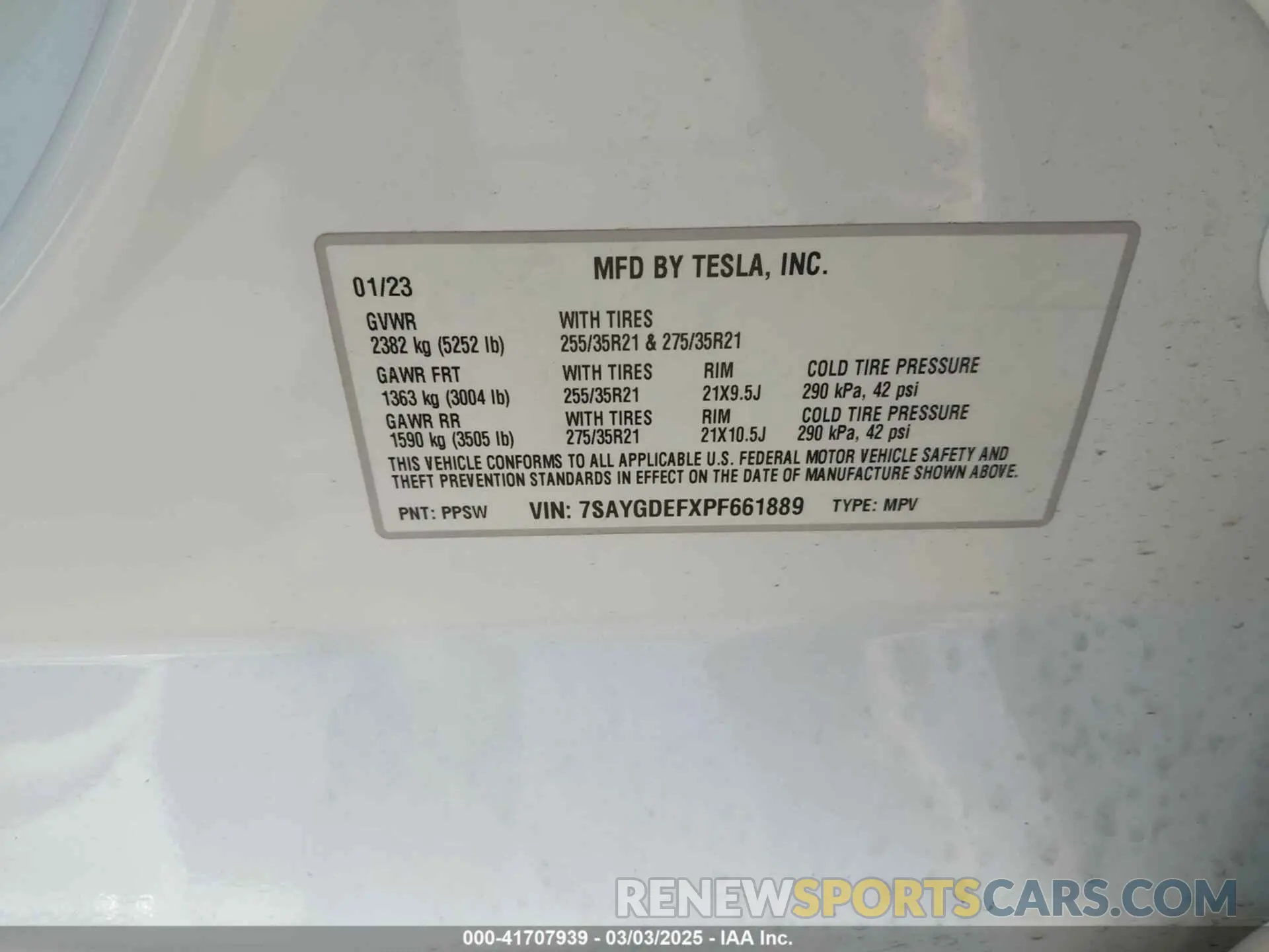 9 Photograph of a damaged car 7SAYGDEFXPF661889 TESLA MODEL Y 2023