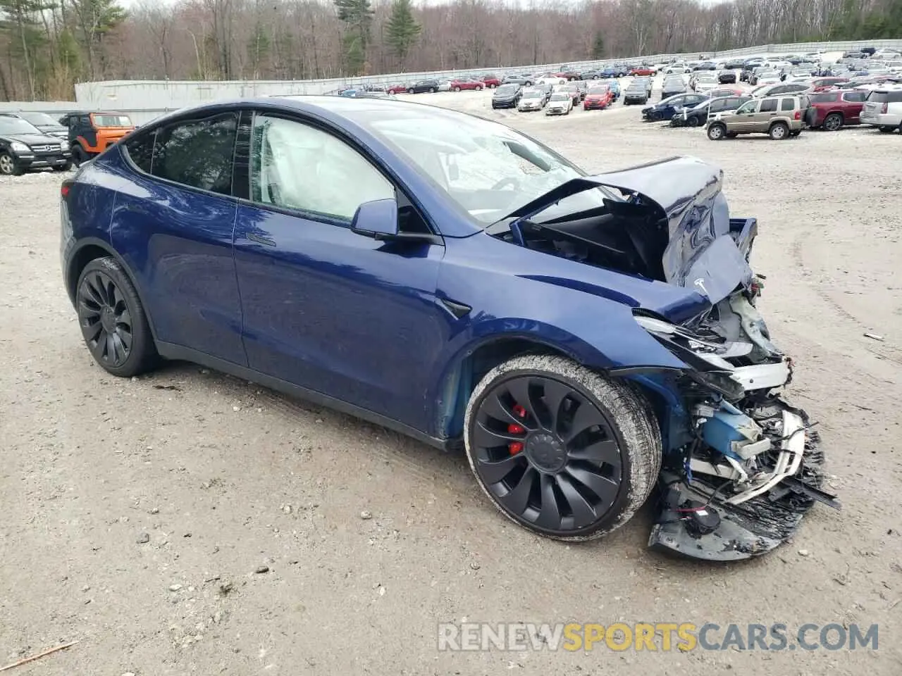 4 Photograph of a damaged car 7SAYGDEFXPF700299 TESLA MODEL Y 2023