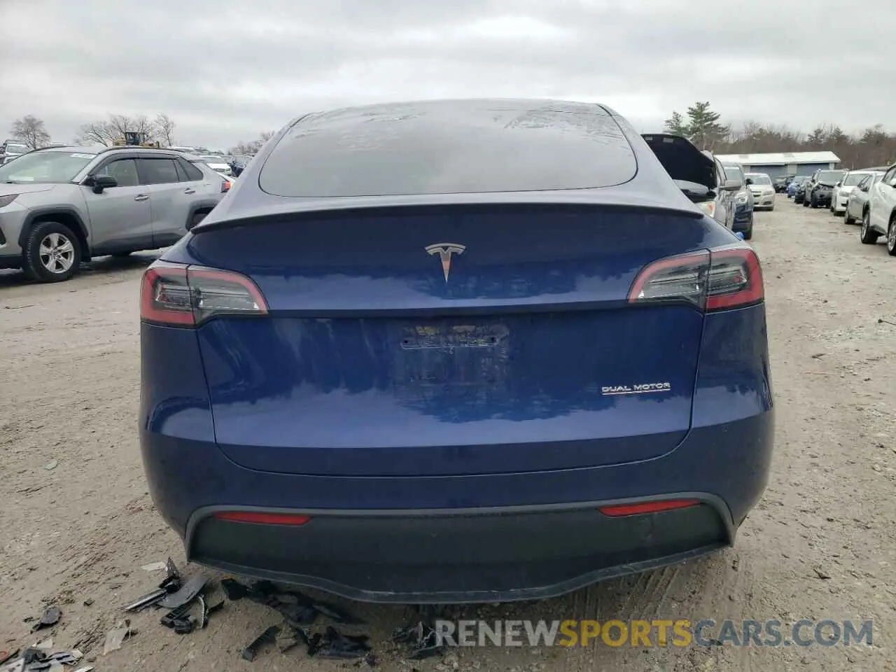 6 Photograph of a damaged car 7SAYGDEFXPF700299 TESLA MODEL Y 2023