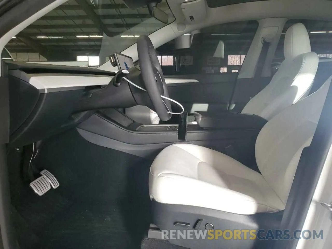7 Photograph of a damaged car 7SAYGDEFXPF777075 TESLA MODEL Y 2023