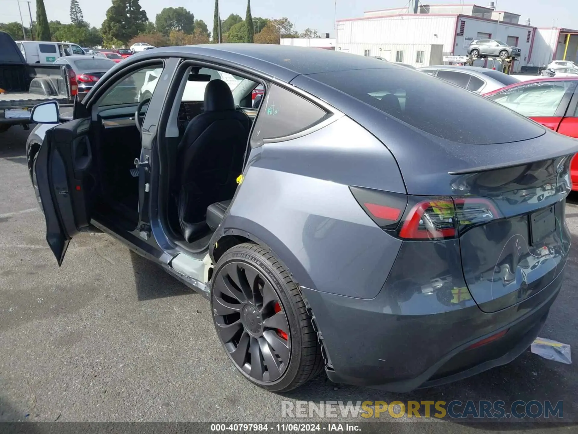 3 Photograph of a damaged car 7SAYGDEFXPF856925 TESLA MODEL Y 2023