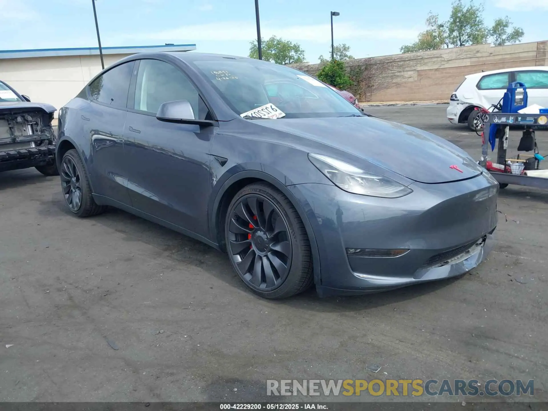 1 Photograph of a damaged car 7SAYGDEFXPF897975 TESLA MODEL Y 2023