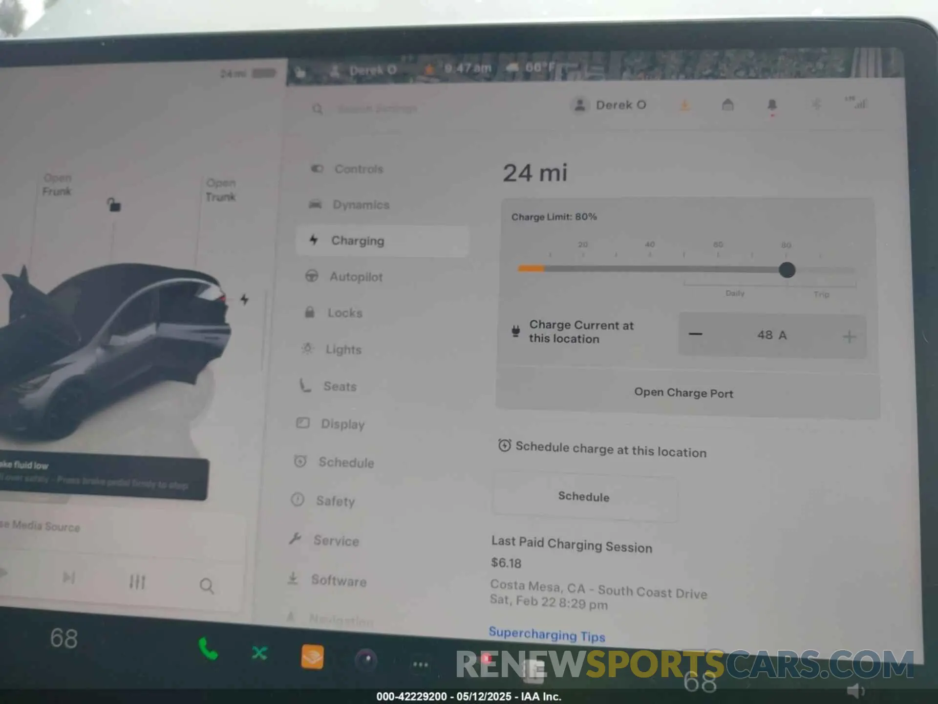 18 Photograph of a damaged car 7SAYGDEFXPF897975 TESLA MODEL Y 2023