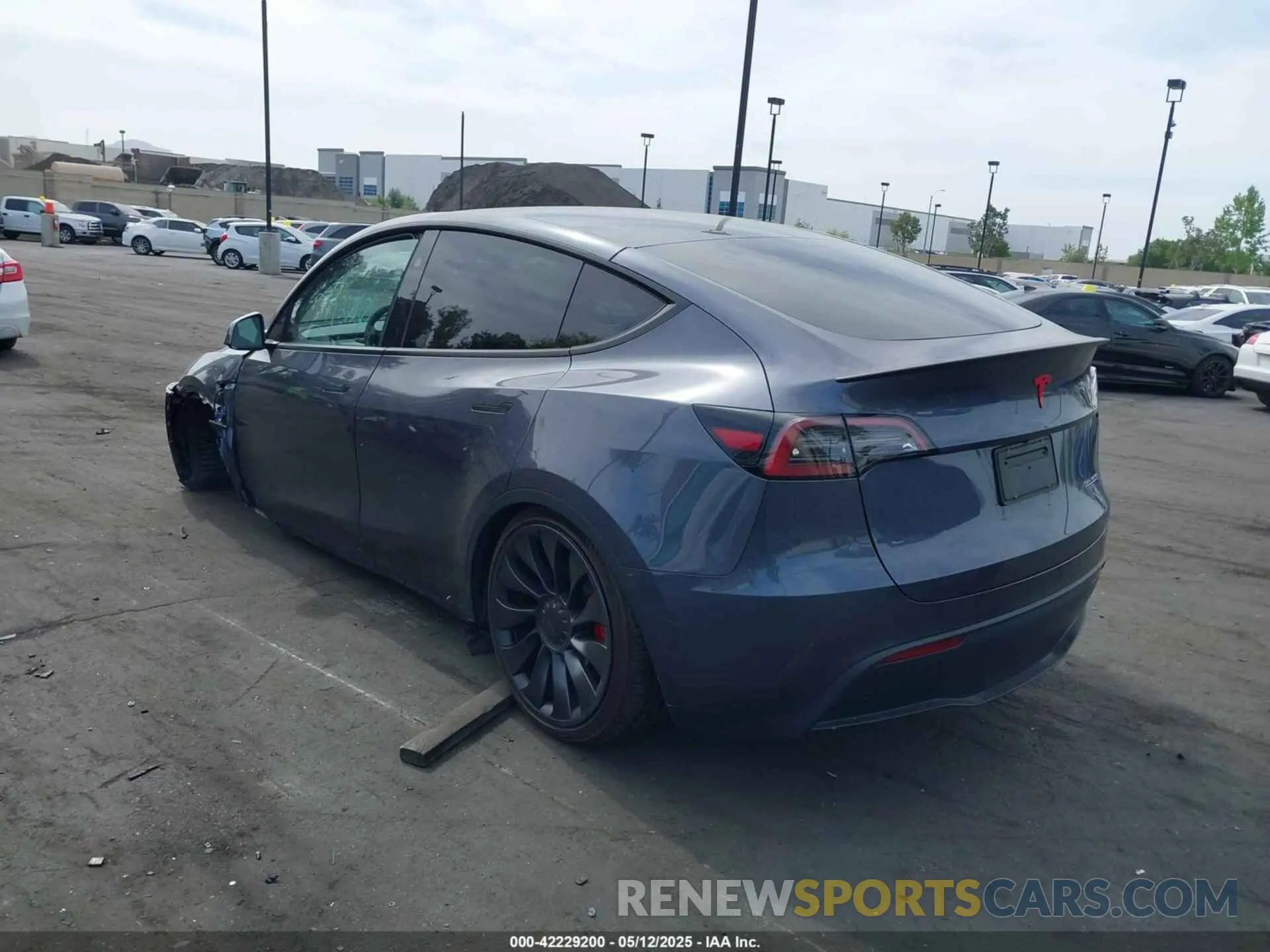 3 Photograph of a damaged car 7SAYGDEFXPF897975 TESLA MODEL Y 2023