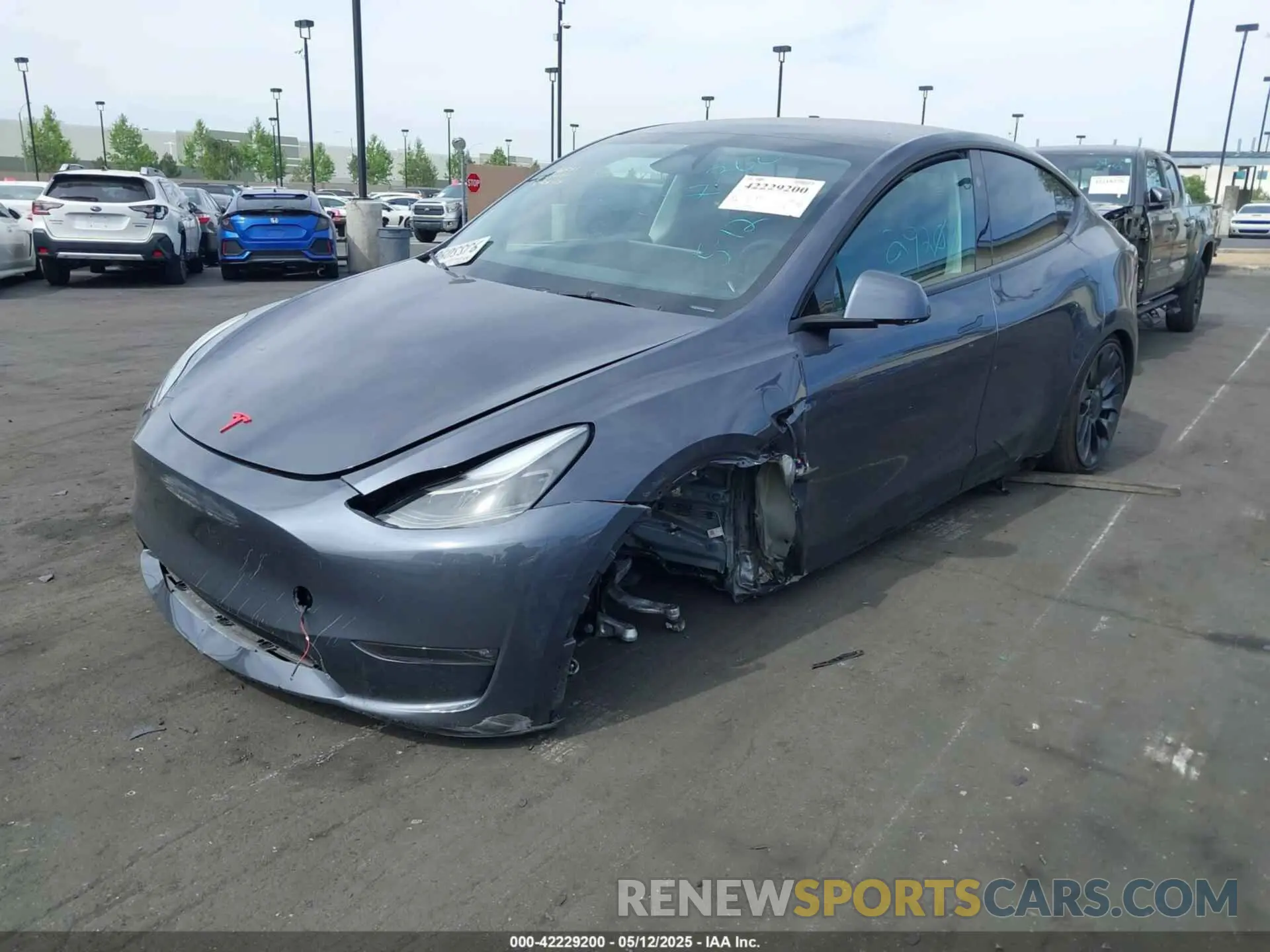 6 Photograph of a damaged car 7SAYGDEFXPF897975 TESLA MODEL Y 2023