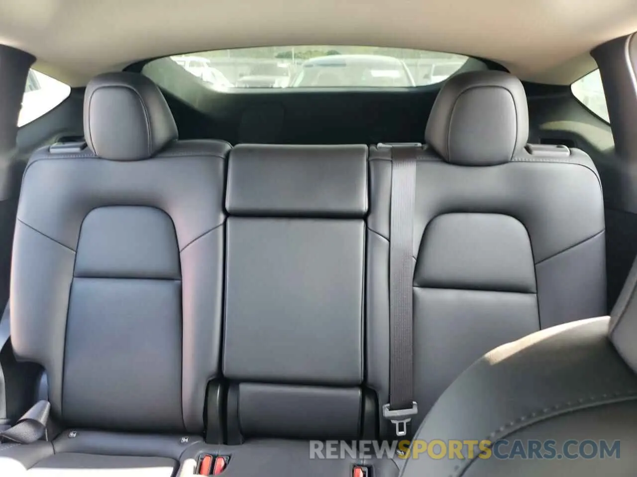 10 Photograph of a damaged car 7SAYGDEFXPF909526 TESLA MODEL Y 2023