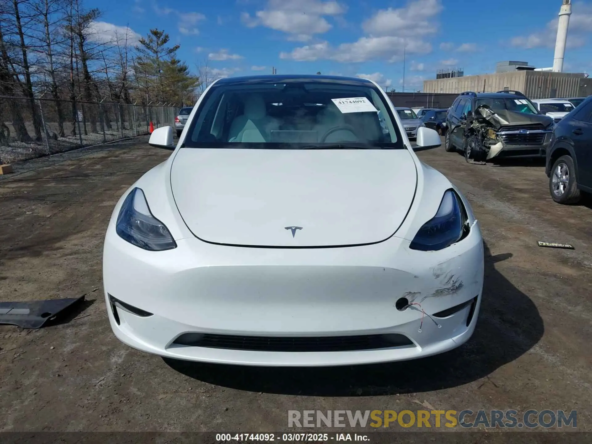 11 Photograph of a damaged car 7SAYGDEFXPF916976 TESLA MODEL Y 2023