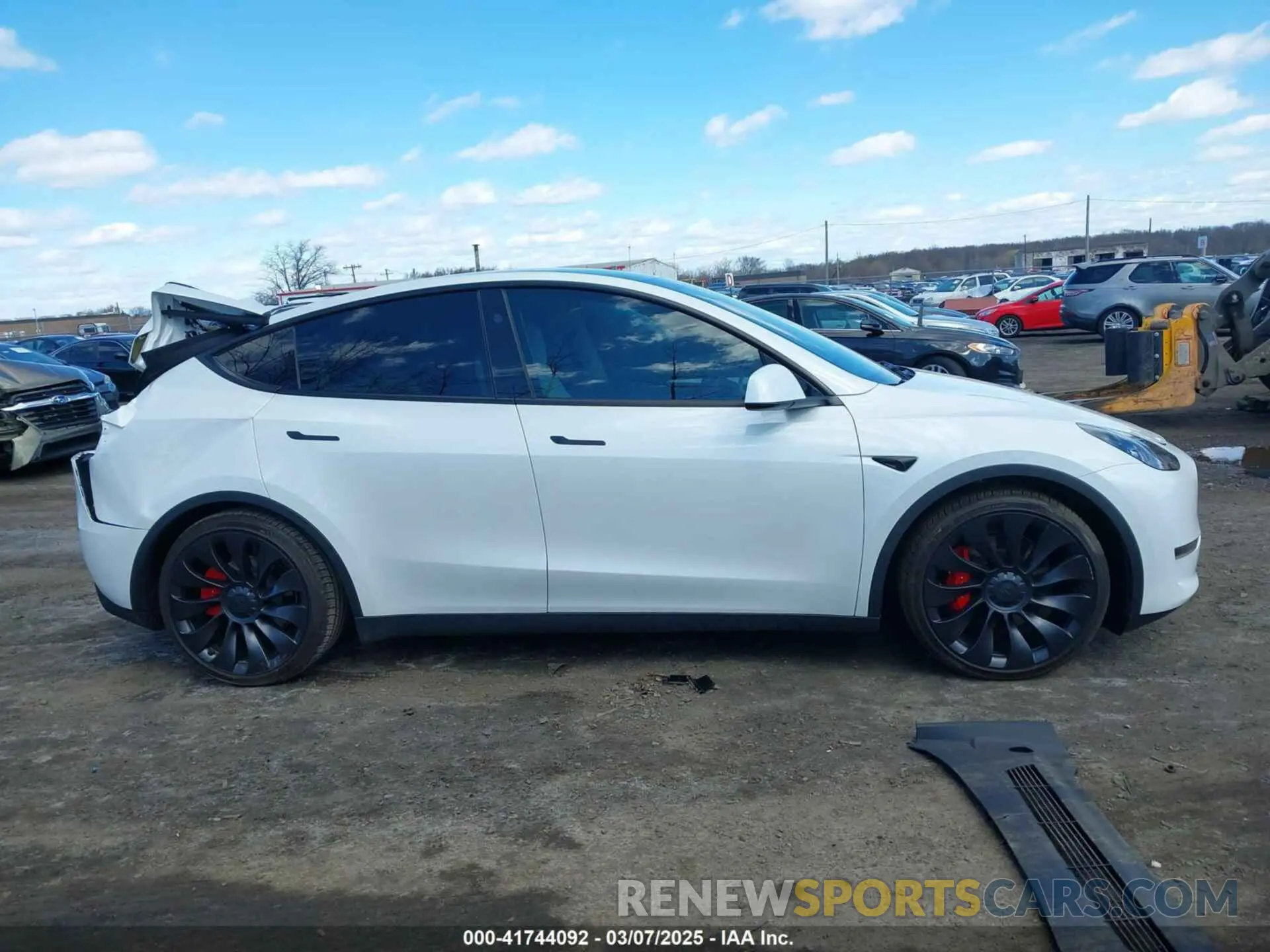 12 Photograph of a damaged car 7SAYGDEFXPF916976 TESLA MODEL Y 2023