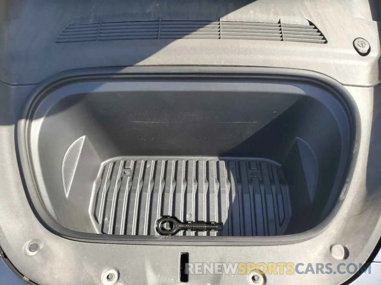 11 Photograph of a damaged car 7SAYGDEFXPF935981 TESLA MODEL Y 2023