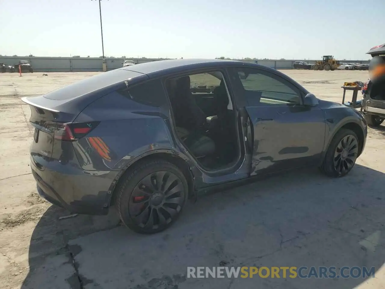 3 Photograph of a damaged car 7SAYGDEFXPF935981 TESLA MODEL Y 2023