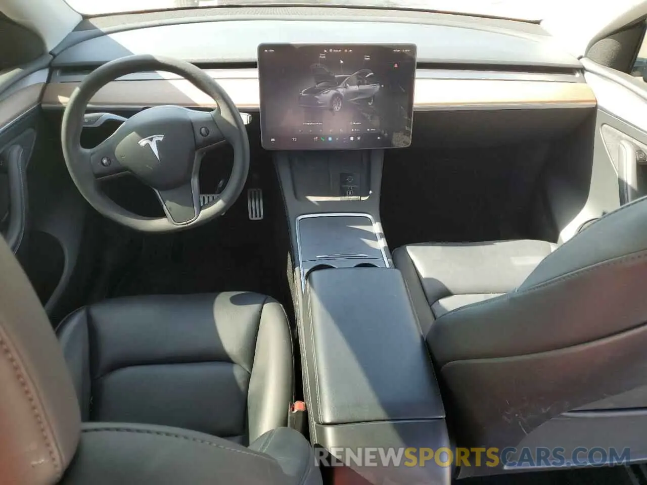 8 Photograph of a damaged car 7SAYGDEFXPF935981 TESLA MODEL Y 2023