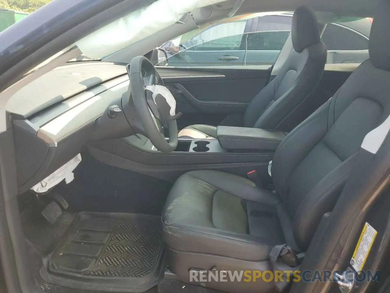 7 Photograph of a damaged car LRWYGDEE0PC162050 TESLA MODEL Y 2023