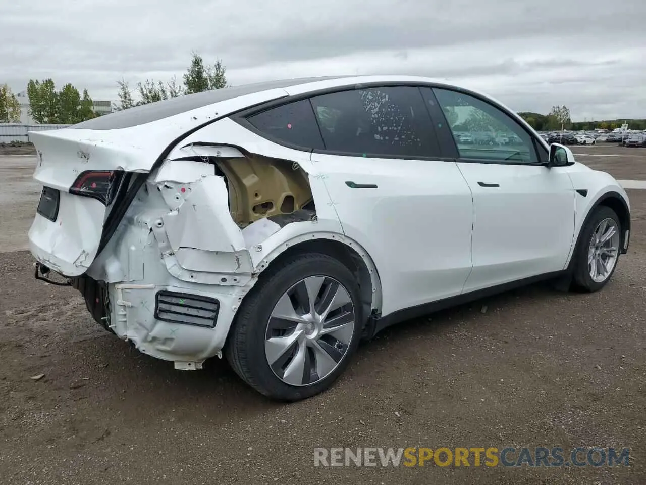 3 Photograph of a damaged car LRWYGDFD5PC901807 TESLA MODEL Y 2023