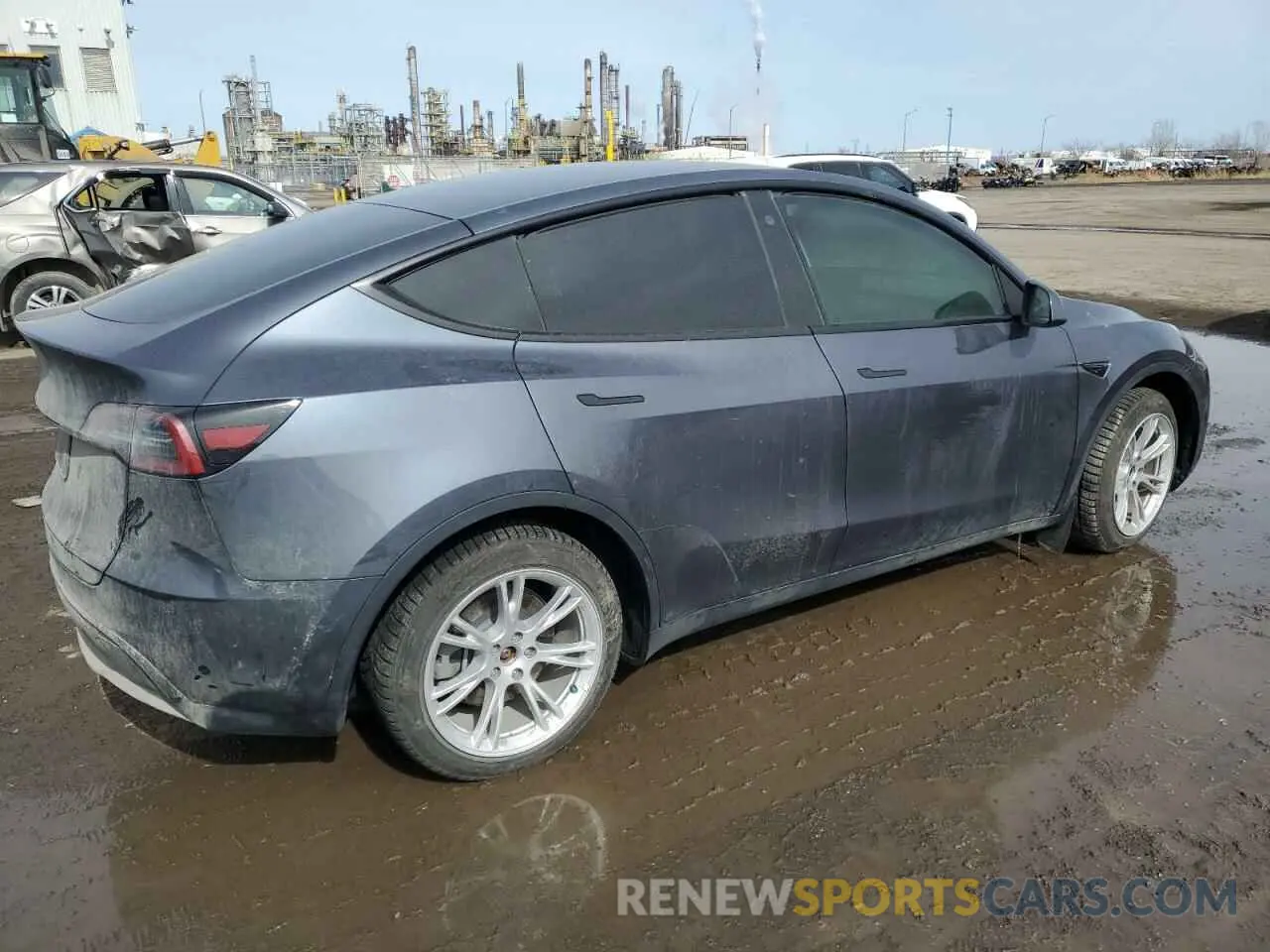 3 Photograph of a damaged car LRWYGDFD6PC163418 TESLA MODEL Y 2023