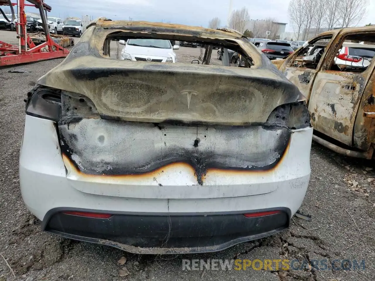 6 Photograph of a damaged car LRWYGDFDXPC902306 TESLA MODEL Y 2023