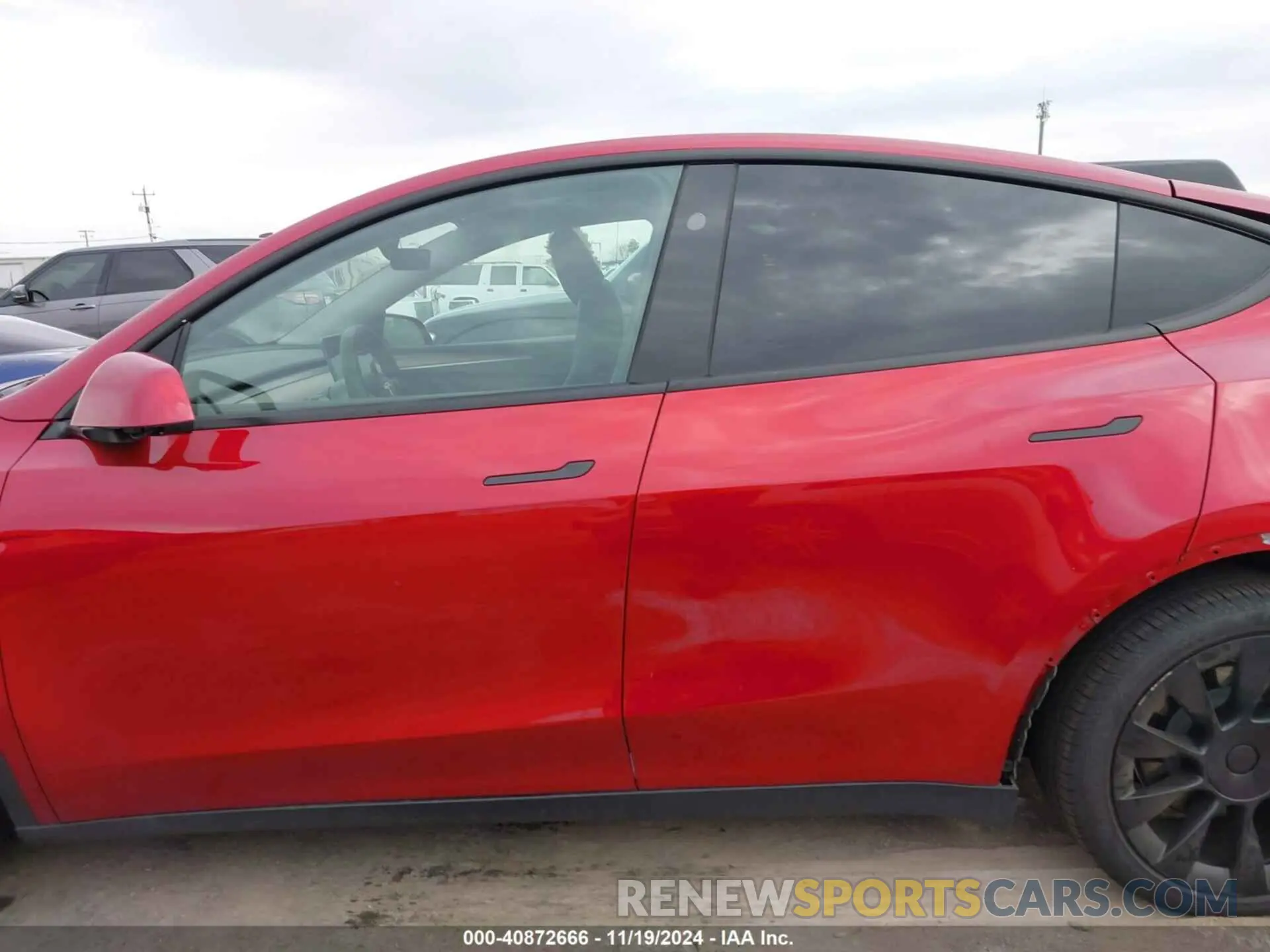 15 Photograph of a damaged car 7SAYGAEE0RF017553 TESLA MODEL Y 2024