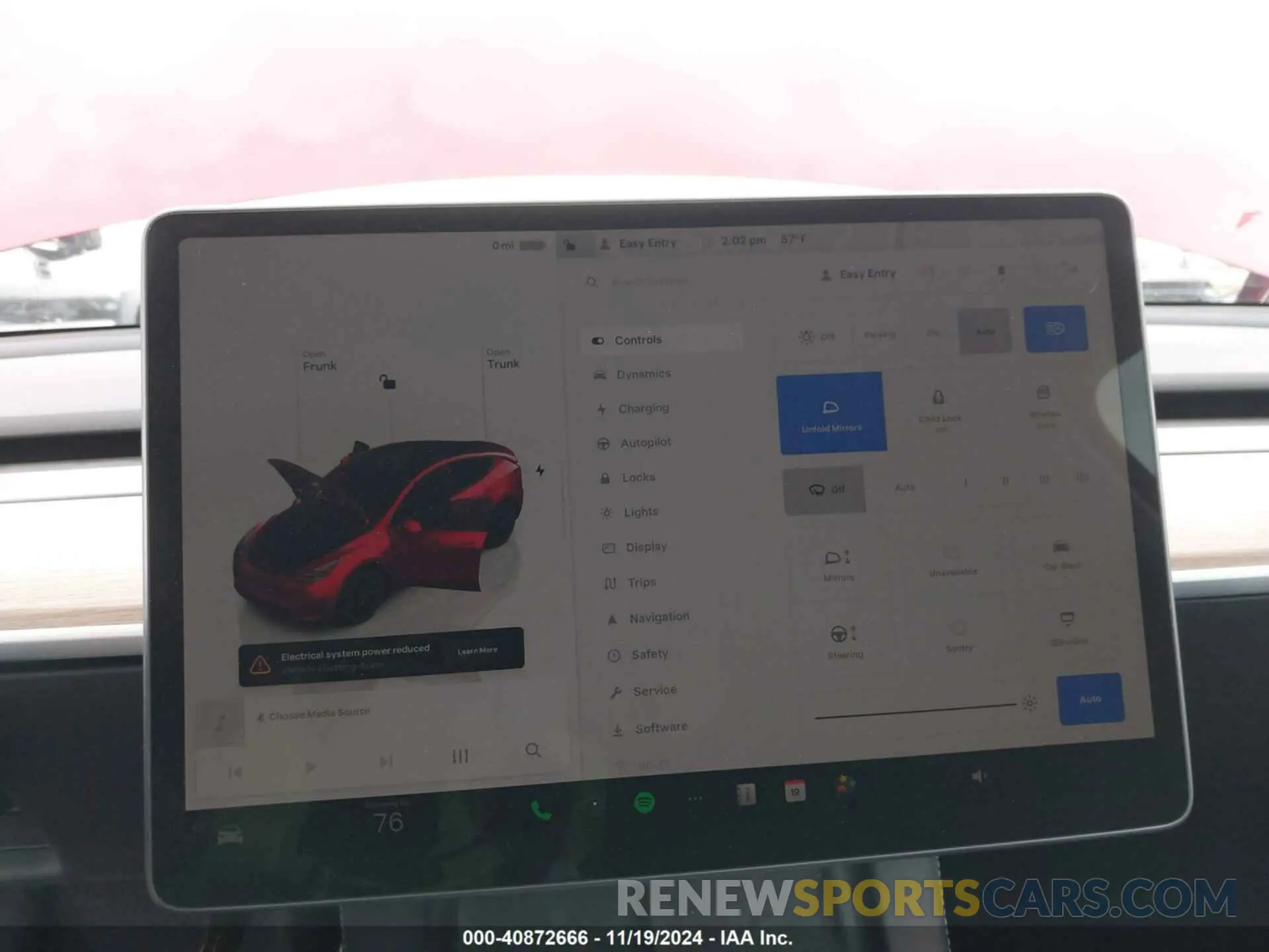 19 Photograph of a damaged car 7SAYGAEE0RF017553 TESLA MODEL Y 2024