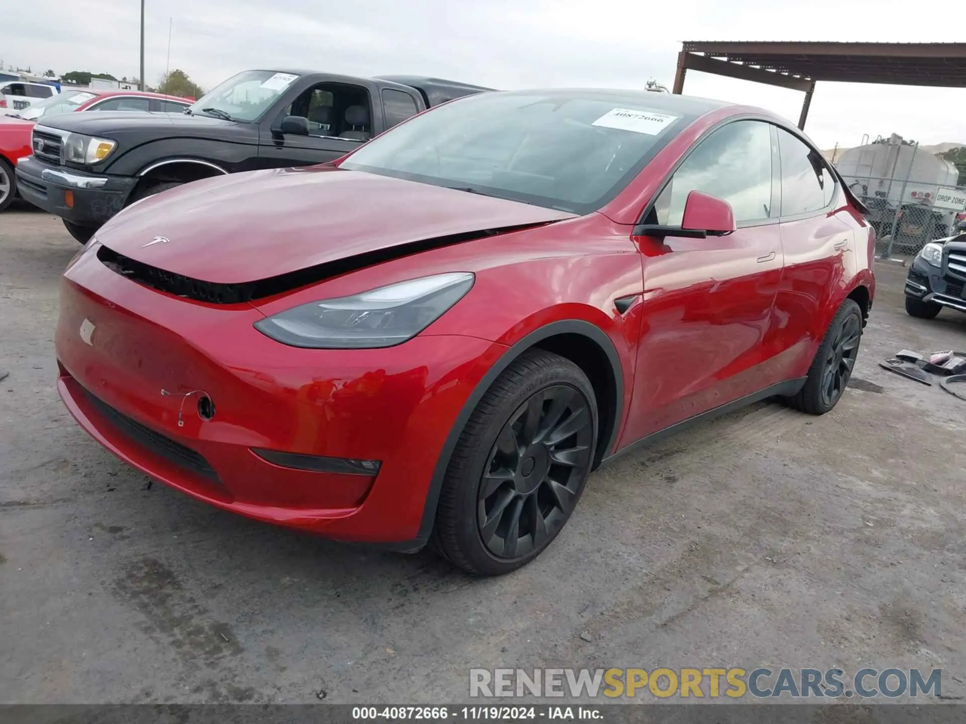 2 Photograph of a damaged car 7SAYGAEE0RF017553 TESLA MODEL Y 2024