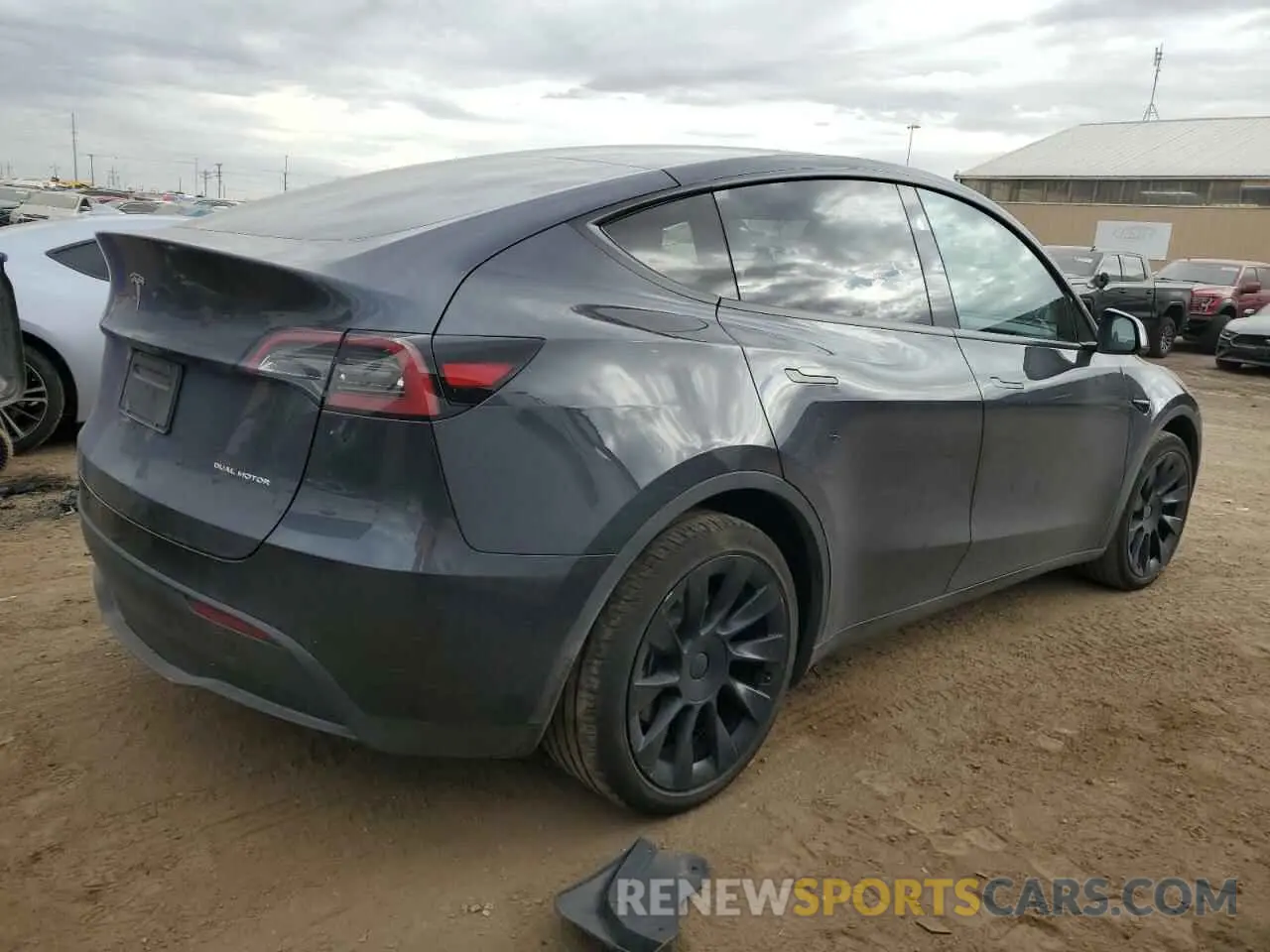 3 Photograph of a damaged car 7SAYGAEE0RF026401 TESLA MODEL Y 2024