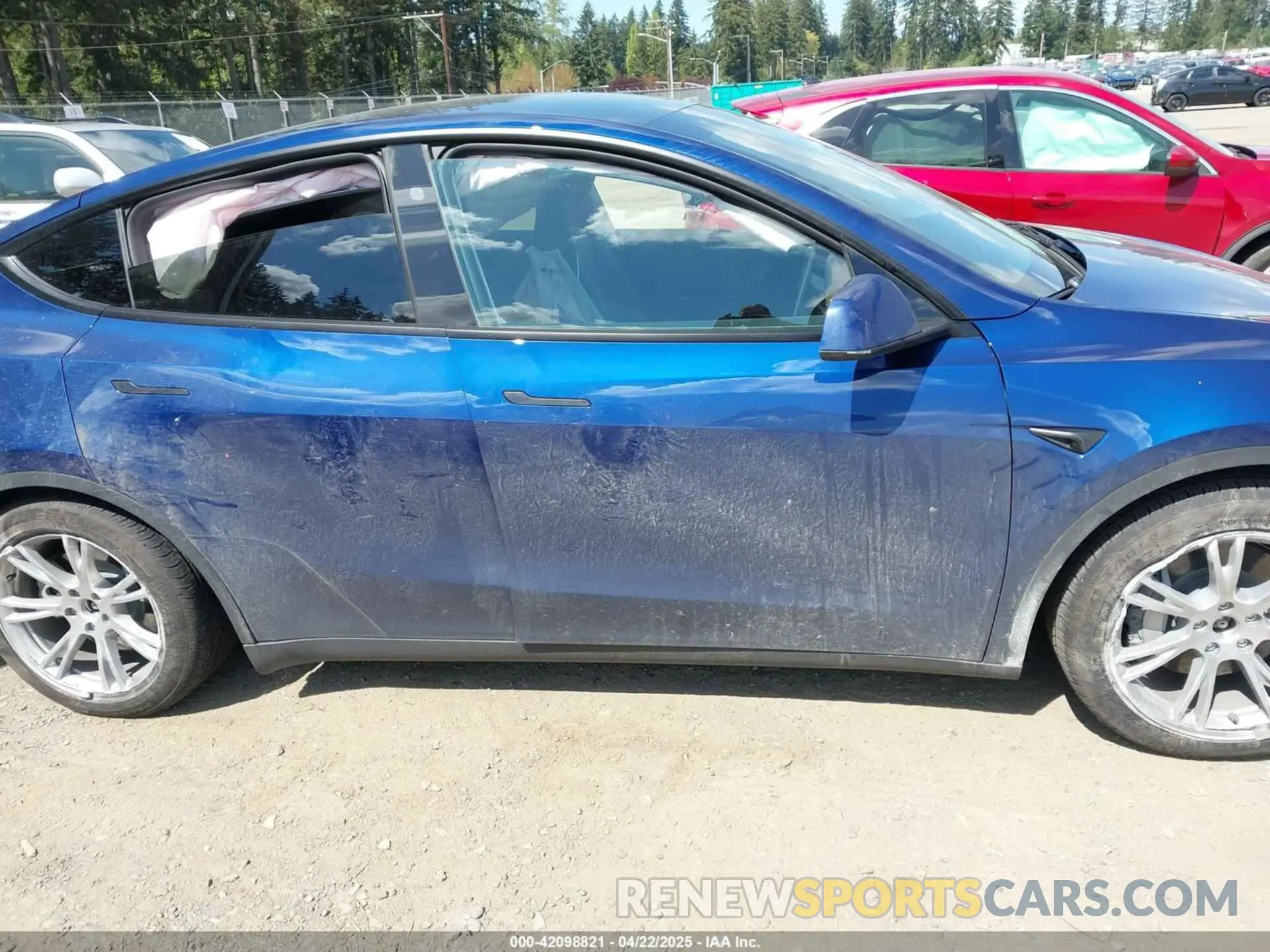 13 Photograph of a damaged car 7SAYGAEE0RF074822 TESLA MODEL Y 2024