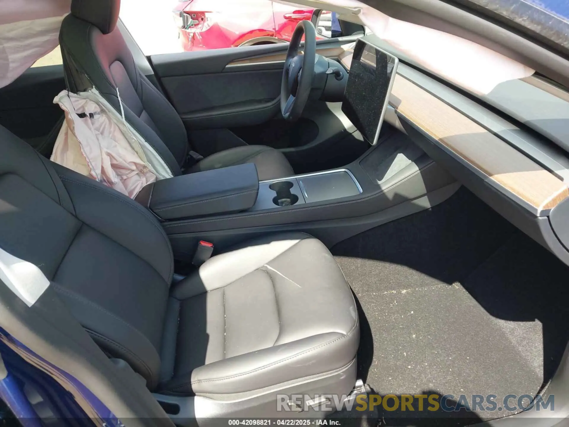 5 Photograph of a damaged car 7SAYGAEE0RF074822 TESLA MODEL Y 2024
