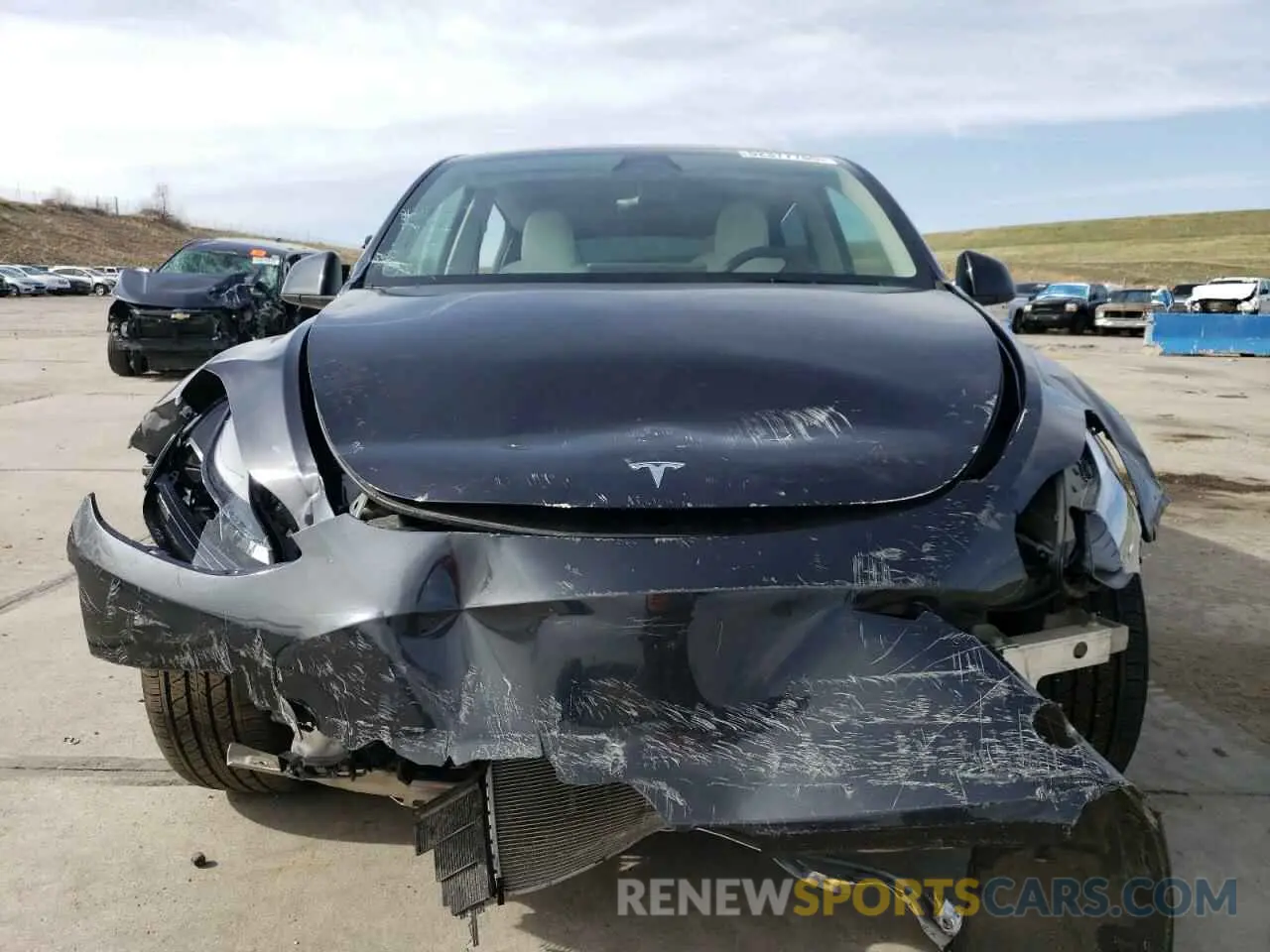 5 Photograph of a damaged car 7SAYGAEE0RF157909 TESLA MODEL Y 2024