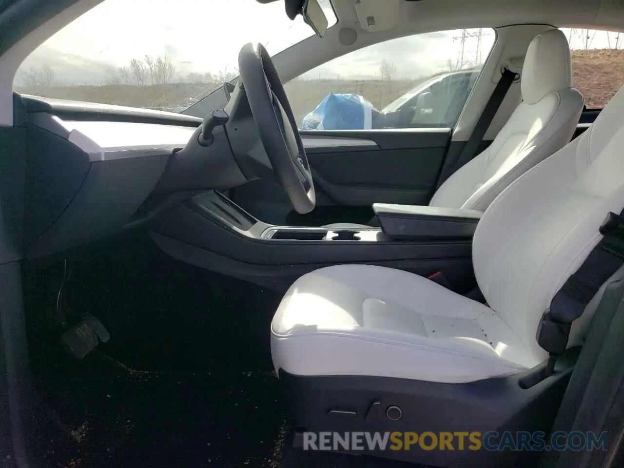 7 Photograph of a damaged car 7SAYGAEE0RF157909 TESLA MODEL Y 2024