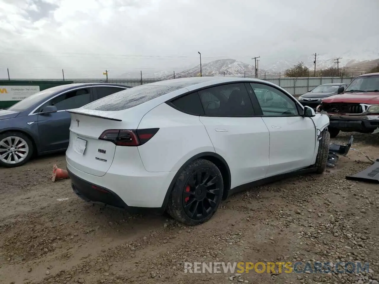 3 Photograph of a damaged car 7SAYGAEE1RF061318 TESLA MODEL Y 2024