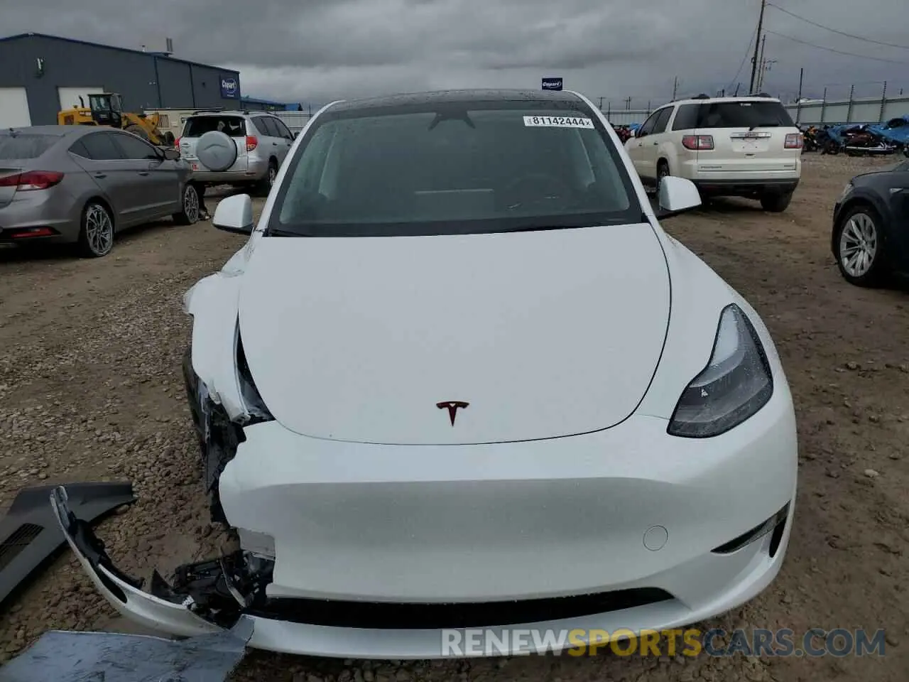 5 Photograph of a damaged car 7SAYGAEE1RF061318 TESLA MODEL Y 2024