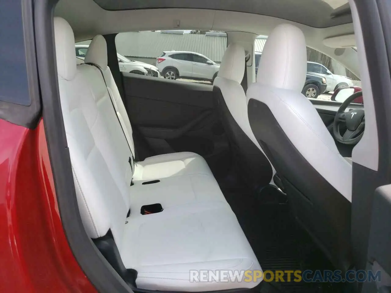 11 Photograph of a damaged car 7SAYGAEE2RF048805 TESLA MODEL Y 2024
