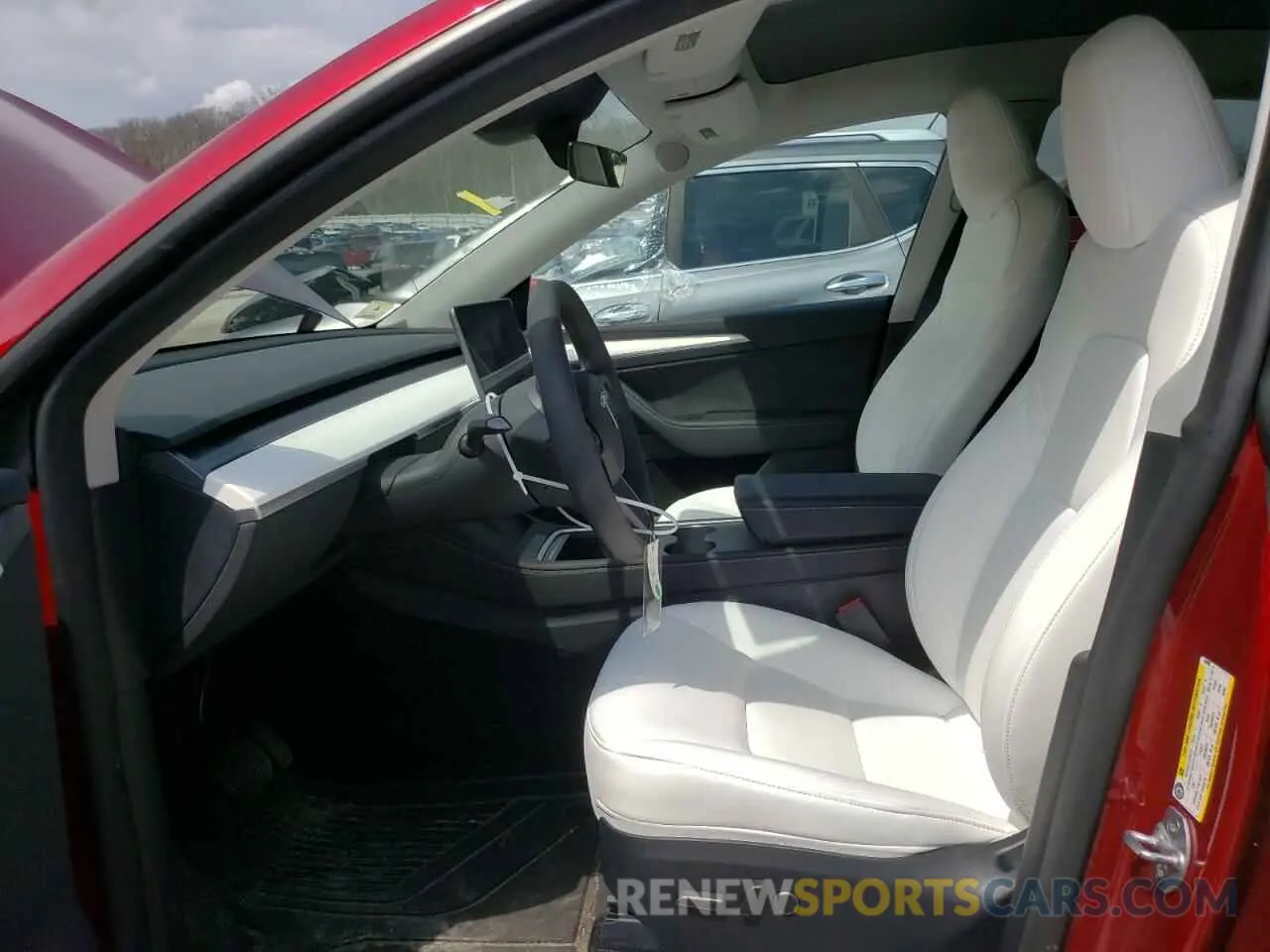 7 Photograph of a damaged car 7SAYGAEE2RF048805 TESLA MODEL Y 2024