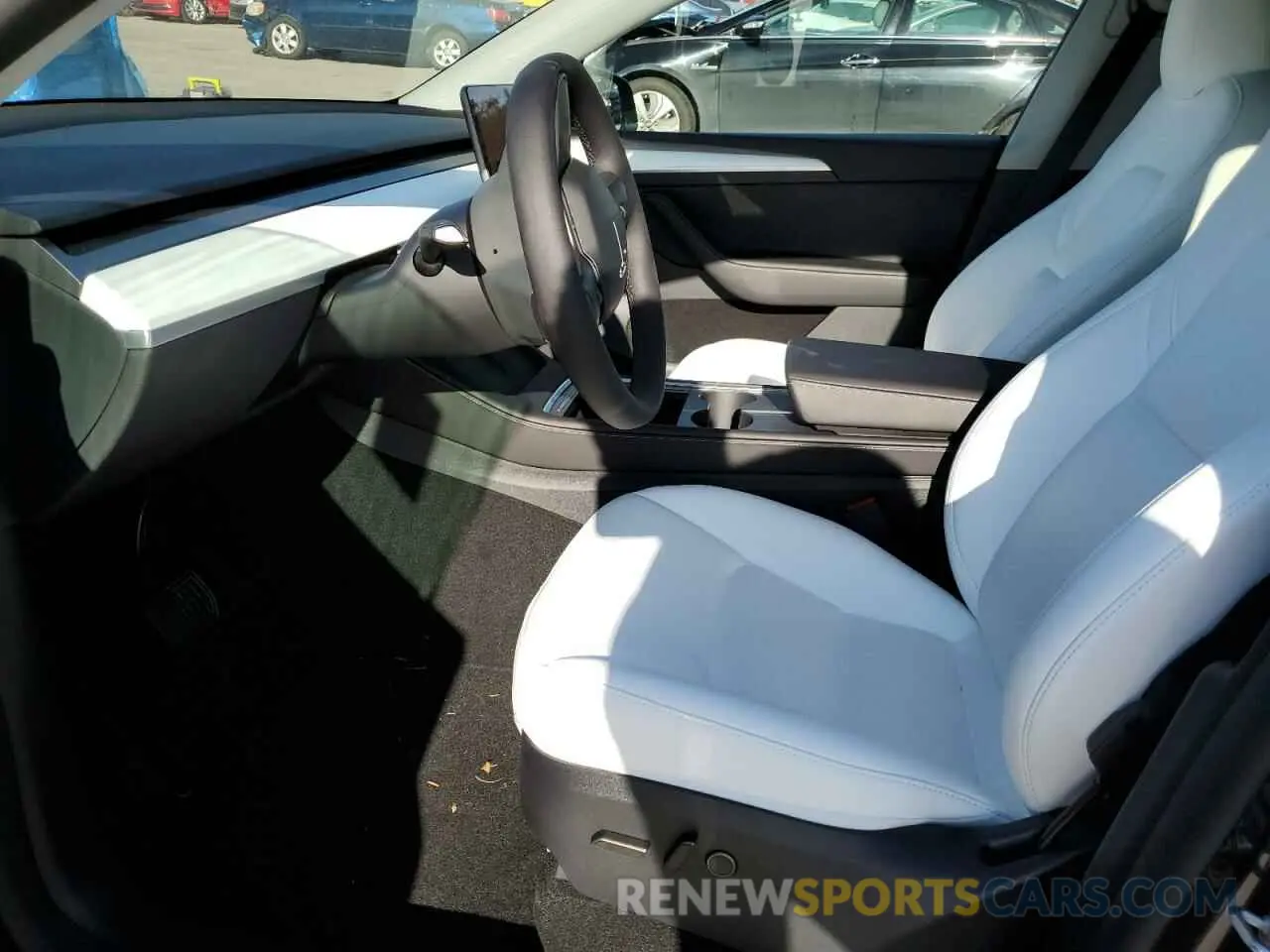 7 Photograph of a damaged car 7SAYGAEE2RF080993 TESLA MODEL Y 2024