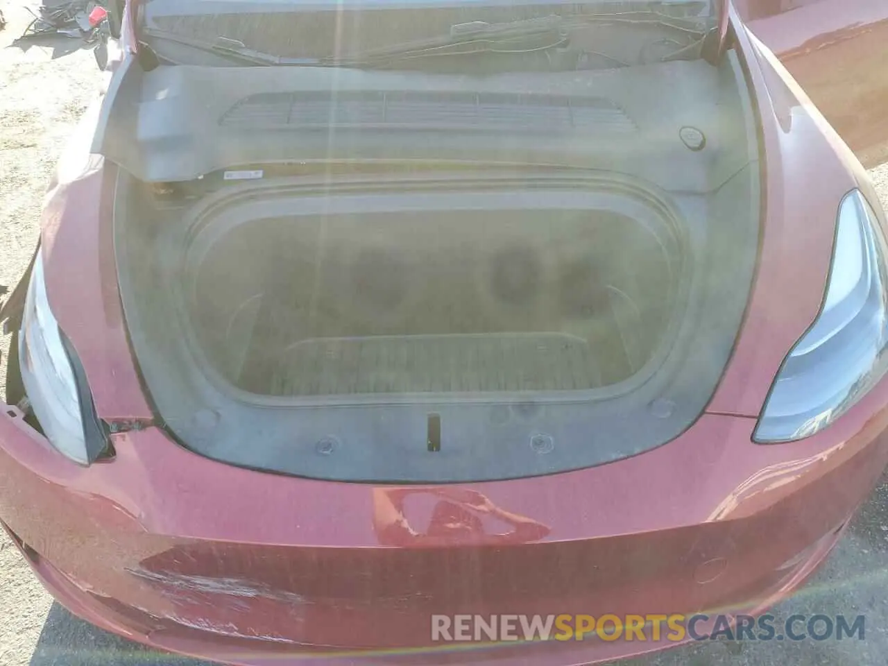 12 Photograph of a damaged car 7SAYGAEE2RF086437 TESLA MODEL Y 2024