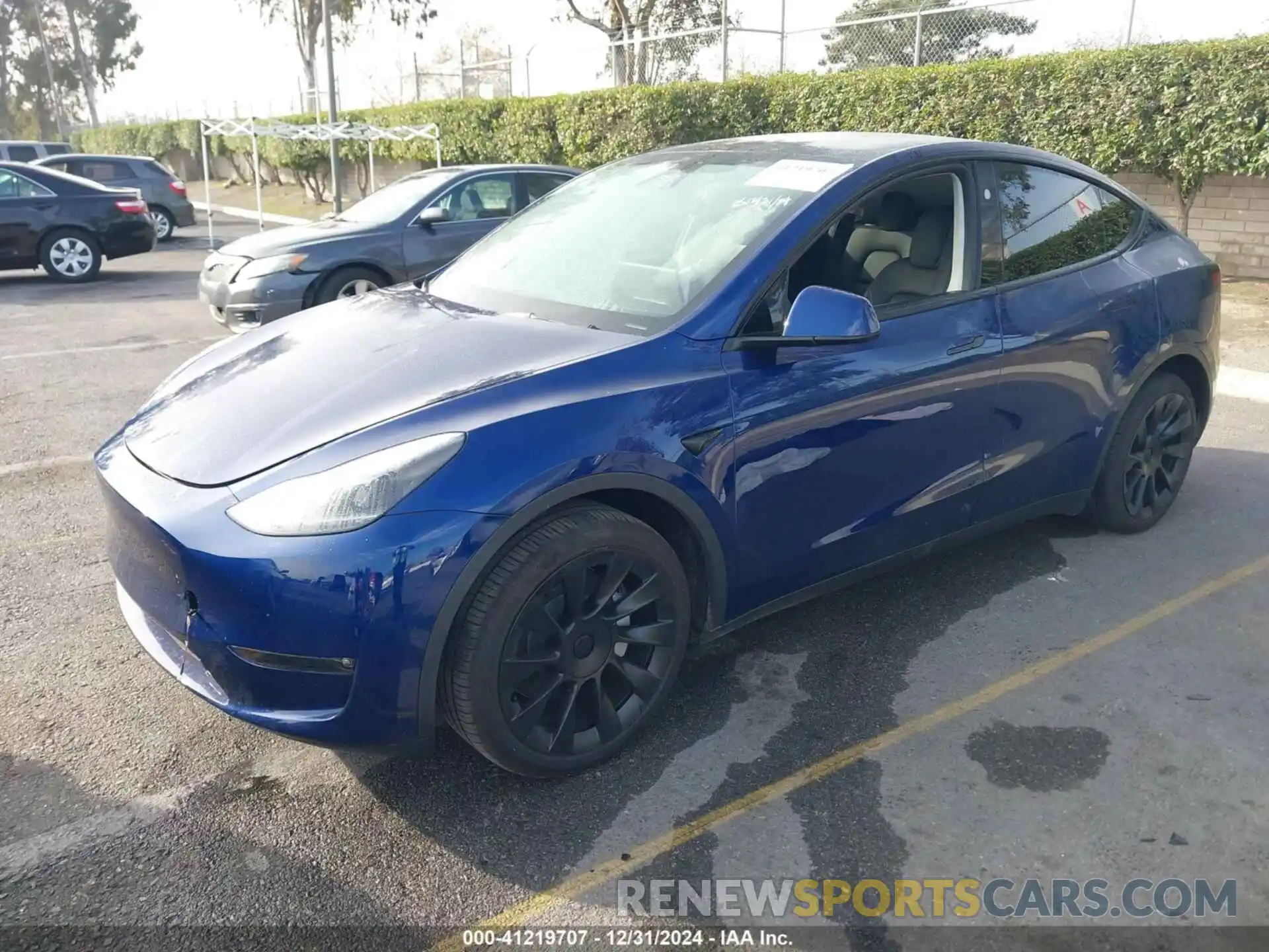 2 Photograph of a damaged car 7SAYGAEE2RF169768 TESLA MODEL Y 2024