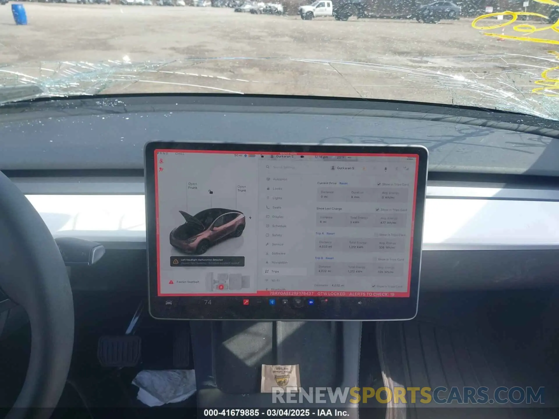 17 Photograph of a damaged car 7SAYGAEE2RF178437 TESLA MODEL Y 2024