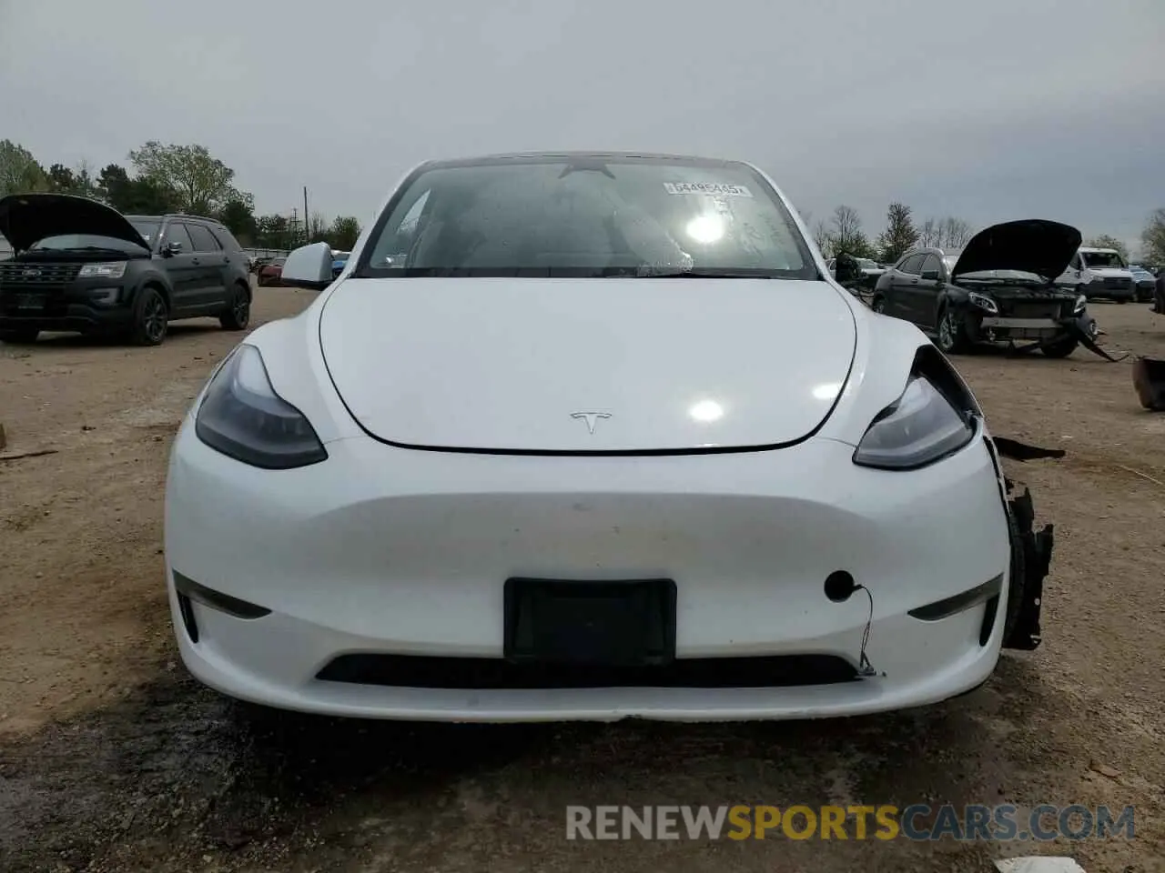 5 Photograph of a damaged car 7SAYGAEE2RF207192 TESLA MODEL Y 2024