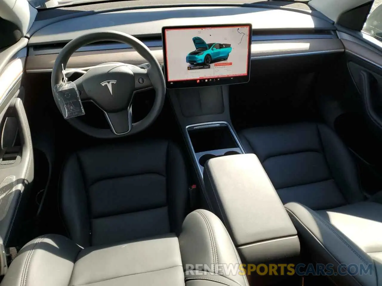 8 Photograph of a damaged car 7SAYGAEE3RF004232 TESLA MODEL Y 2024