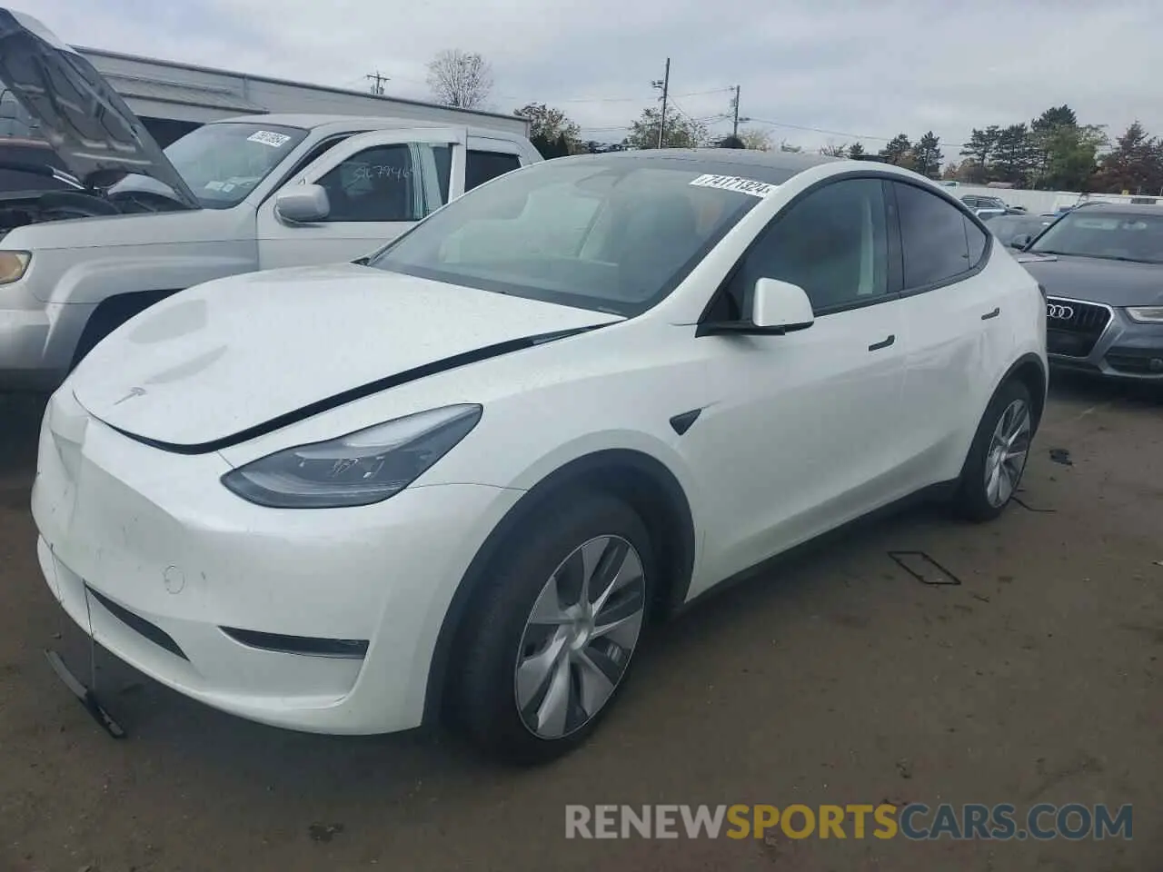 1 Photograph of a damaged car 7SAYGAEE3RF060557 TESLA MODEL Y 2024
