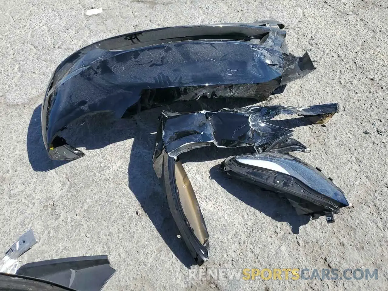 12 Photograph of a damaged car 7SAYGAEE3RF089122 TESLA MODEL Y 2024
