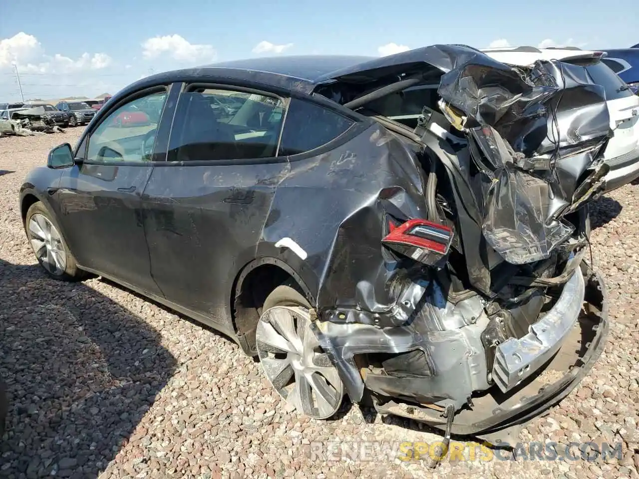 2 Photograph of a damaged car 7SAYGAEE4RF077075 TESLA MODEL Y 2024